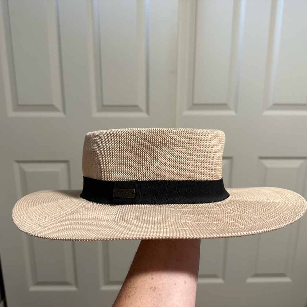 Roxy Wide Brim hat